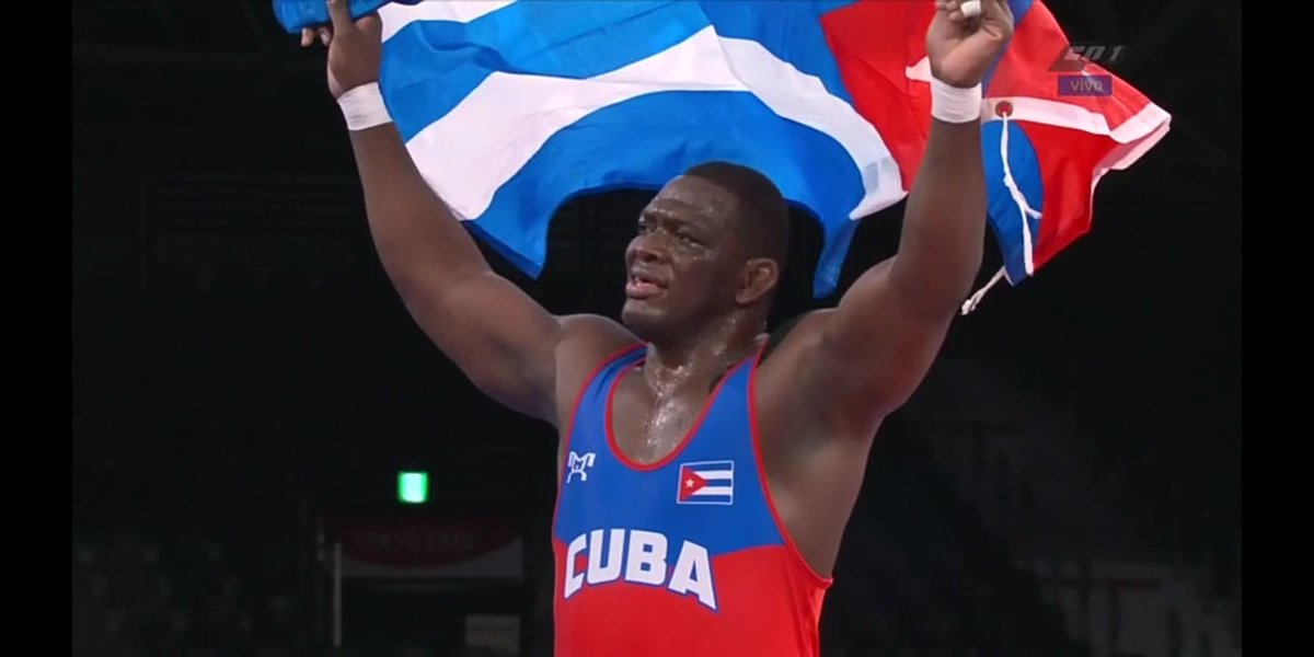 PresidenciaCuba's tweet photo. #Tokyo2020 | Deporte cubano no baja los brazos, resultados en las Olimpíadas se miden en grandeza, coraje y voluntad en una jornada donde Mijaín hace historia y Orta se empina al futuro, como los saltadores Echevarría y Massó, y Pupo que vuelve con una medalla olímpica.
#Cuba🇨🇺 https://t.co/pWsWQUm7SW