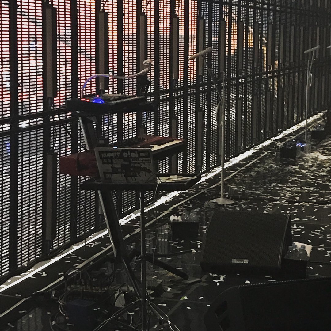 📗 (@d_xx91_) on Twitter photo 