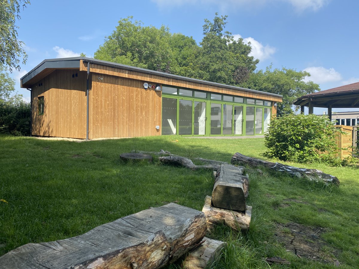 MyrahConstruct's tweet image. THE GARDEN ROOM
Bridge Farm Primary School

We just love this project, especially in the height of summer and you can see the instant benefits that this facility will have to the school and the local community. 

#myrah #projectmanagement #bristol
