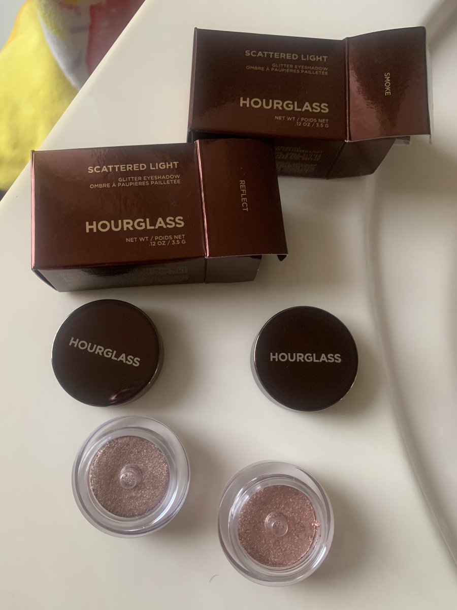 laurahunsaker's tweet photo. I treated myself for my birthday :) #hourglass #scatteredlight https://t.co/outTIBVBR4