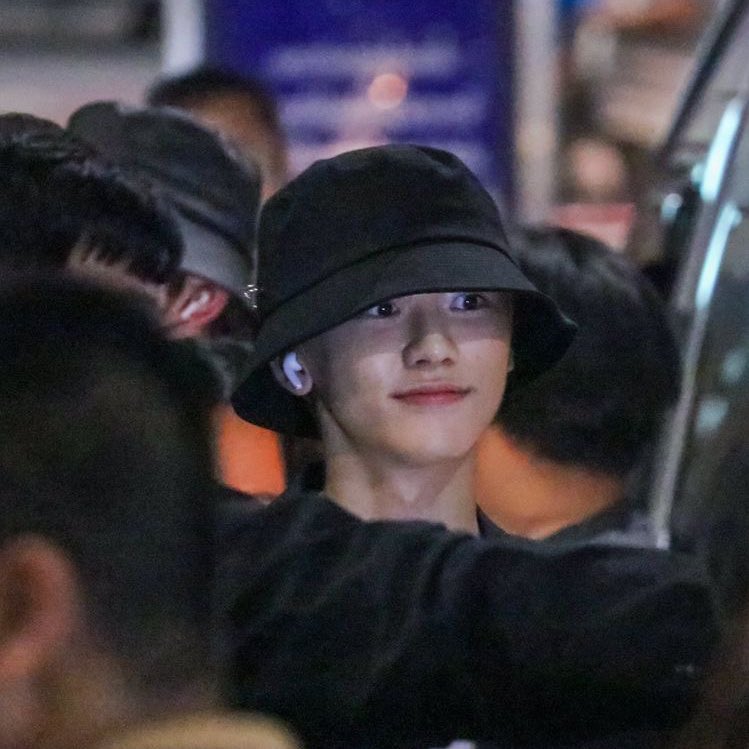 ดุม้าย                                         ม่ายดุ