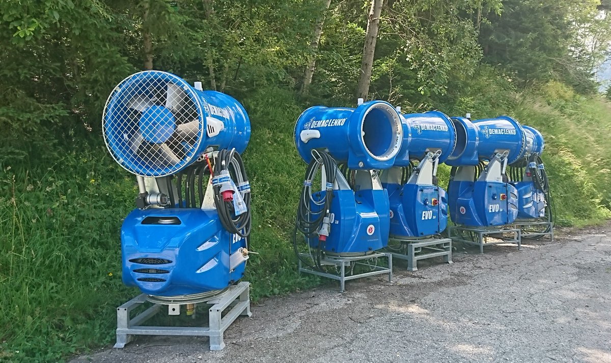 Lechaletdoucy's tweet photo. Very exciting NEWSFLASH!!! 5 shiny new snow cannons have appeared up at Doucy next to the piste... watch this space for installation updates! #valmorel #doucy #skichalet #demaclenko https://t.co/xnFSksmSo3
