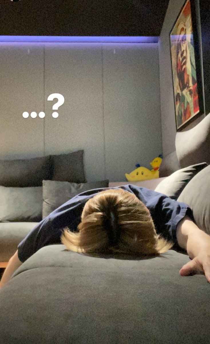 𝐣 𝐢 𝐳 𝐳 𝐲 , rest. tweet media