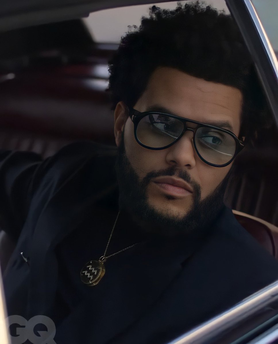 MementoMoriXO's tweet photo. Aquarius ♒️🏺 @theweeknd https://t.co/BBtwNeyHuo