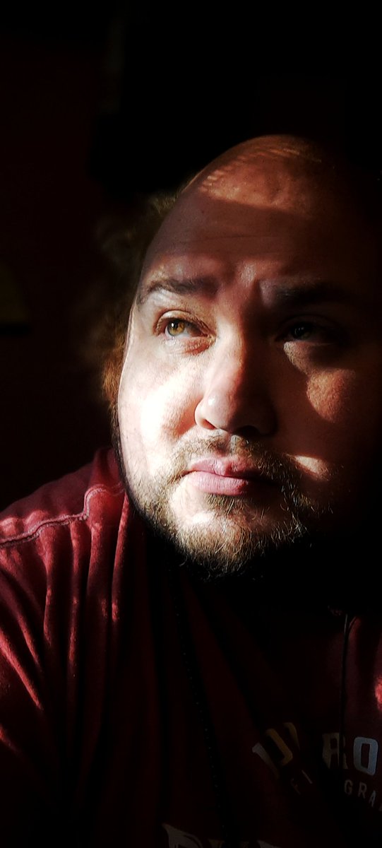 TheKyayo's tweet photo. "today is one of those days"
#plussize #plussizemen #menplussize #plussizechile #plussizemodel #plussizemalemodel #plussizemale #XLMen #bodypositive #positiveself #beardedlifestyle #plussizemenswear #portrait #retrato #modeloplussize #modeloXL https://t.co/o2pprNg0rd
