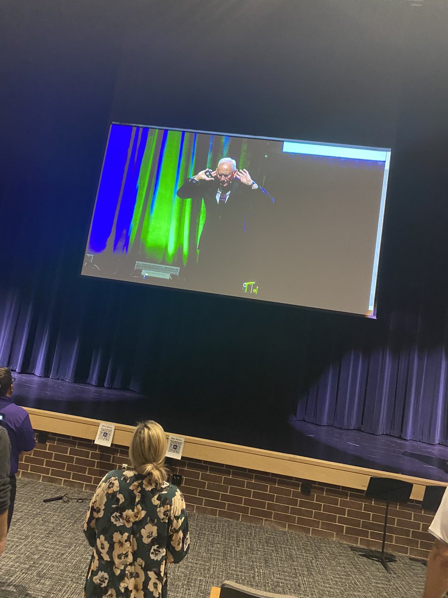 It is happening! All of @WillisSchools is attending the @SolutionTree #PLCatwork live event! Ready to learn and grow!! @Willis_HS_TX