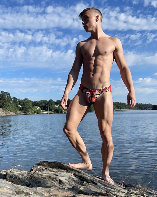 Check out my Instagram &ldquo;Sebastianb98&rdquo;💕🔥🏳️&zwj;🌈 I post a lot more from the gym (mostly powerlifting and weightlifting)<a href="/tag/abs"class="tags"><span>#abs</span></a><a href="/tag/muscle"class="tags"><span>#muscle</span></a><a href="/tag/strong"class="tags"><span>#strong</span></a><a href="/tag/kinky"class="tags"><span>#kinky</span></a><a href="/tag/shower"class="tags"><span>#shower</span></a><a href="/tag/gay"class="tags"><span>#gay</span></a><a href="/tag/gayboy"class="tags"><span>#gayboy</span></a>