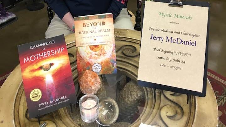 Jmacmedium's tweet image. Last week's book signing event at Mystic Minerals Market in Downtown Orlando  Beautiful store and great staff. #Orlando #crystals #metaphysical #psychic #medium #book