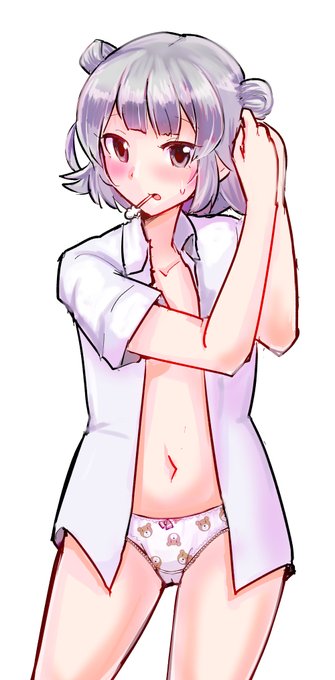 本日、8月2日はパンツの日!
ということでギリギリですが
着替え中の小春六花さん、らくがき 