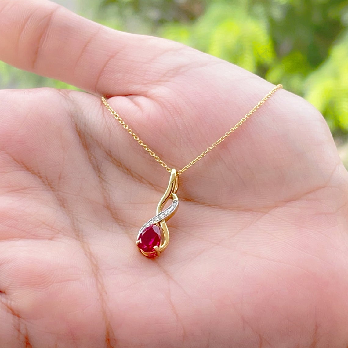 JewelsRosec's tweet photo. Our Favorite Infinity Pendant with a Dash of of Color!
Featuring Ruby and Diamond Teardrop Pendant in Yellow Gold Chain!
.
.
#rubynecklace #ruby❤️ #infinitynecklace #promisemecklace #diamonnecklace #rubydiamond #rubylovers #lovejewelry #lovenecklace https://t.co/GR0Ix1QSzu