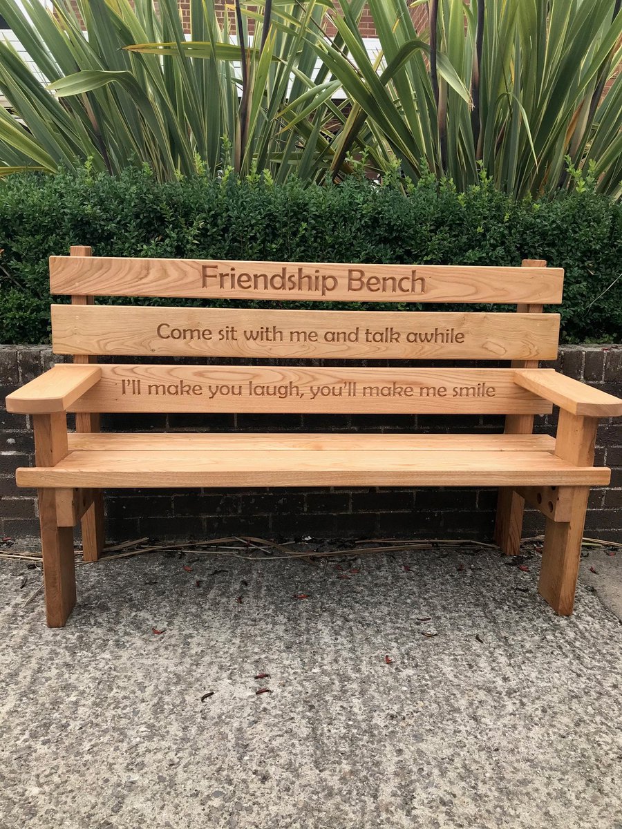 💛 Our Prep School students have a new addition to their playground! 💛 

This lovely #friendship bench has been lovingly given to the students by the Parents and Friends' Association here at @TauntonSchool!