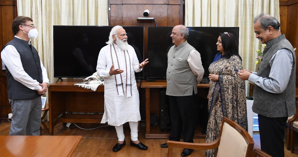 Had a great meeting with the Prime Minister <a href="/PMOIndia/">PMO India</a> Hon'ble  <a href="/narendramodi/">Narendra Modi</a>, <a href="/narendramodi_in/">narendramodi_in</a> courtesy PDG Ashish Desai and  <a href="/VTankha/">Vivek Tankha</a> . Discussed development issues where <a href="/Rotary/">Rotary International</a> can work with the Govt. Excellent interaction for 45 minutes.
#NarendraModi #PMOIndia