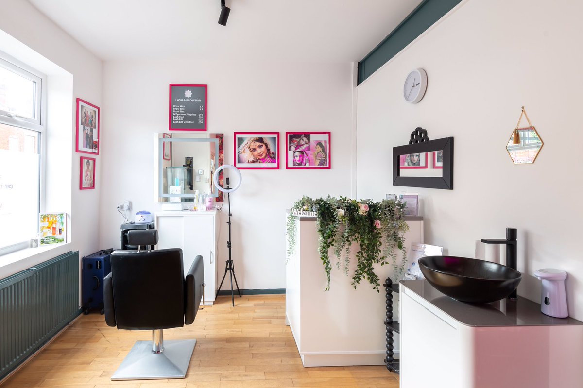 Let me introduce <a href="/revivaloldham/">revivalbeauty</a> to the #oldhamhour been in business for 19 yrs as Beauty Salon &amp; Laser Clinic based in Oldham recently updated the shop with only local businesses engaged let’s support each other &amp; shop local thanks to <a href="/thejordongroup/">The Jordon Group</a> <a href="/sj_signs/">SJ Signs</a> for 👍job