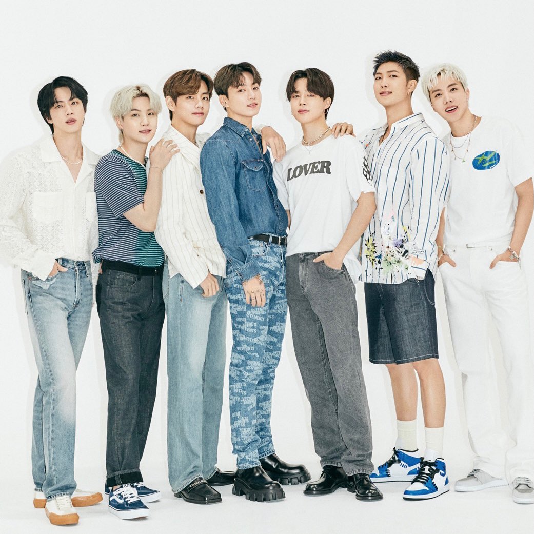 BTS_OT7Best's tweet photo. Congratulations #BTS  and #BTSARMY for #Butter9thNo1OnHot100 ! 💯🔥💜I’m still dancing  to #BTS_Butter ,  #PermissionToDance , and #Dynamite 💃🏻💃🏻💃🏻 https://t.co/D4Uls74PNo