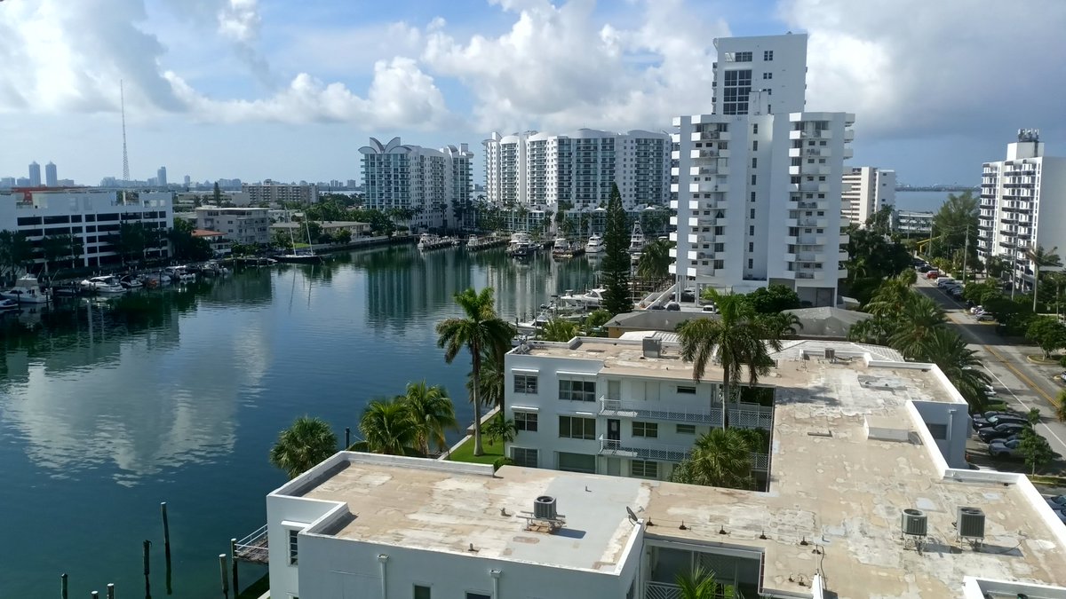 Hsinack's tweet photo. Welcome to Miami / Bienvenidos a Miami

#NorthBayVillage #MiamiNoon #MiamiView https://t.co/11bu4BCQYg