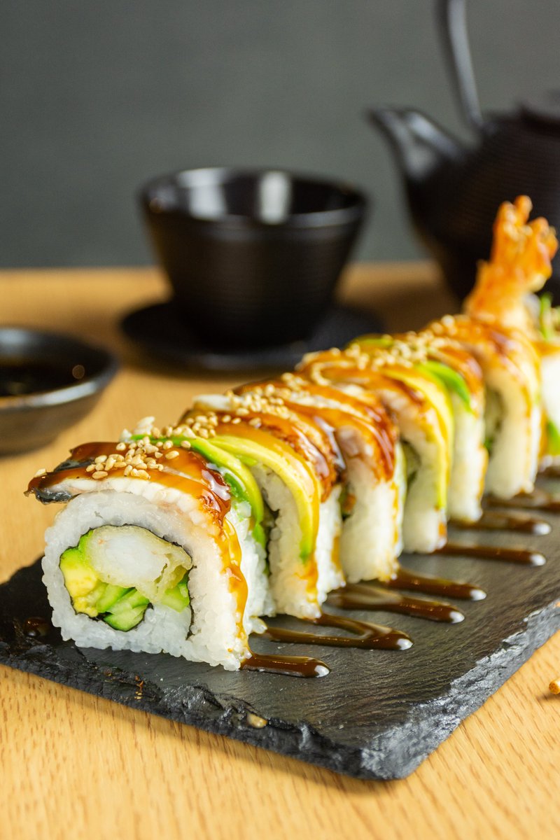 minacryptocom's tweet photo. When you transfer MINA make sure you don't mess up your delegation and transaction fees, have a look at this from @SushiValidator To help remember here is a nice pic of some sushi! https://t.co/wM0Uly8UIi https://t.co/yX8V3C1OpZ
