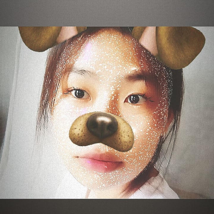 nhung16080295's tweet photo. #ARMY #ARMYSelcaDay https://t.co/4vO7Synmu8