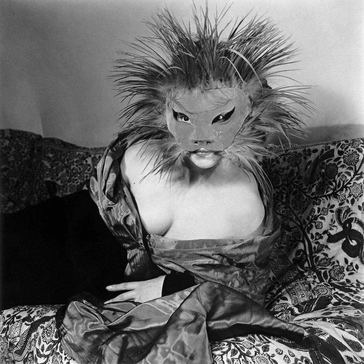 @fiandshoegaze Leonor Fini - that would be pretty wild (and imagine the parties!).