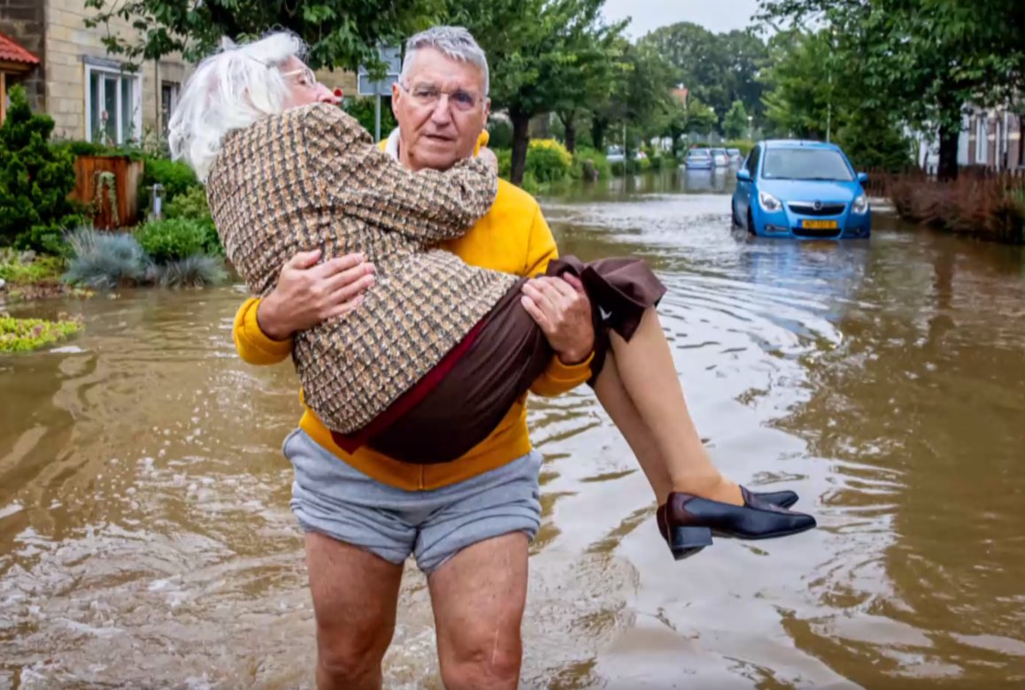 L1's tweet image. L1mburg Centraal: #redder in de #watersnood l1.nl/l1mburg-centra…