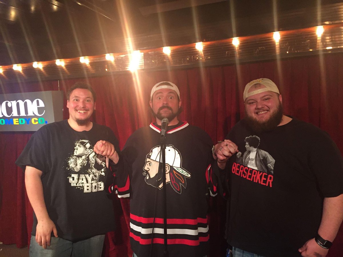 It is my favorite directors birthday today! Happy birthday <a href="/ThatKevinSmith/">KevinSmith</a> so I celebrate it by watching #clerks while working at a convenience store