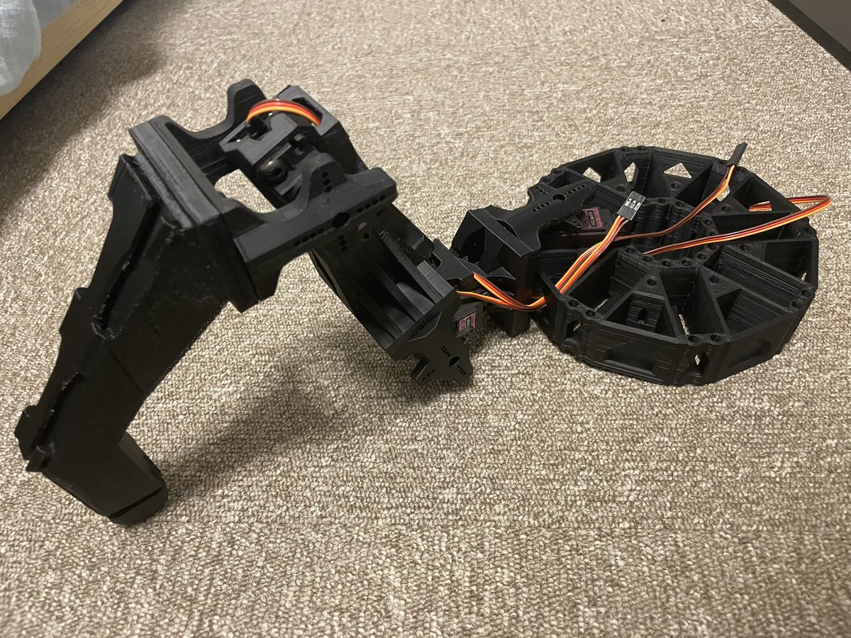 B_SKY_Lab's tweet image. 脚が1本生えました
この調子で試作第一号を作って動かしてみようと思います

#Rospider