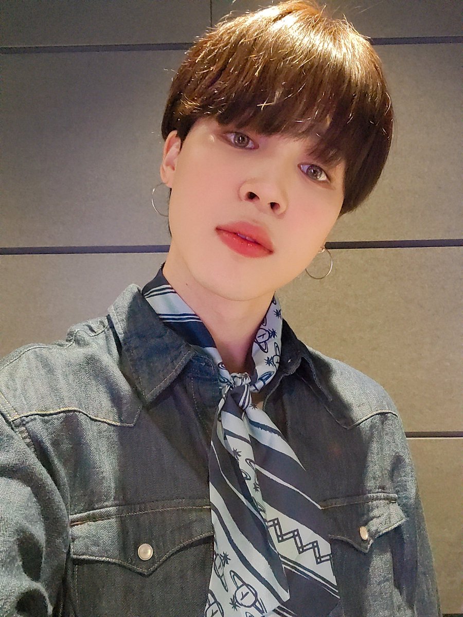 나는 지금 감은 머리 히
#JIMIN