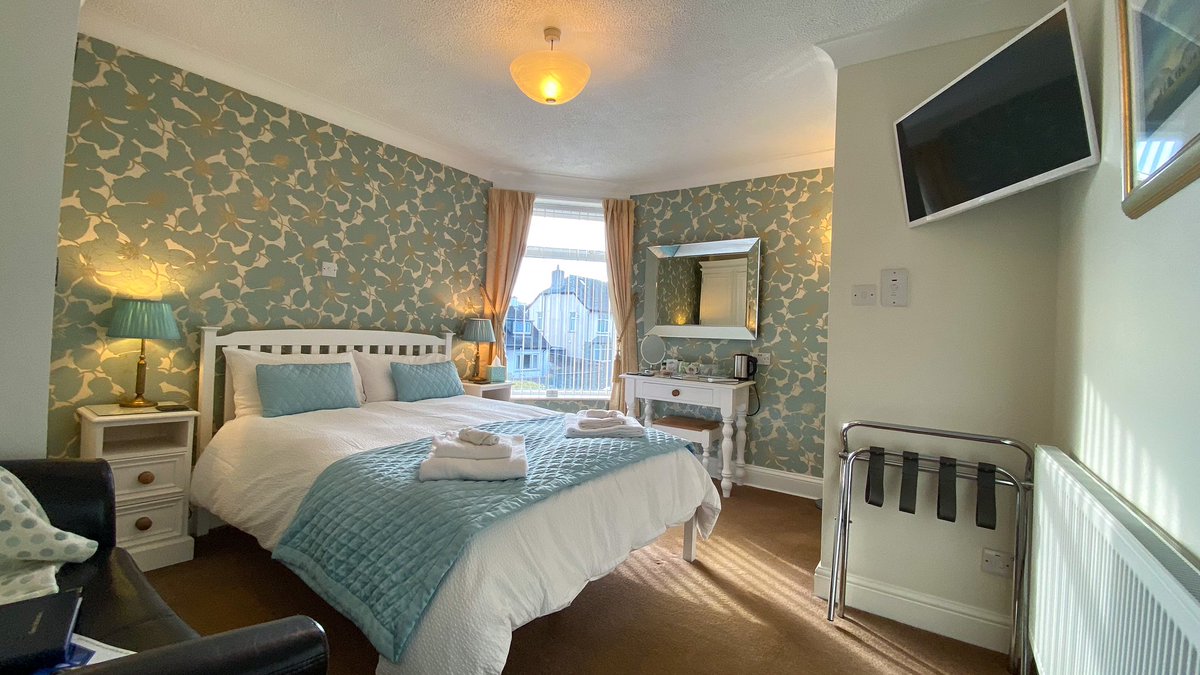 Sunnyside Guest House tweet media