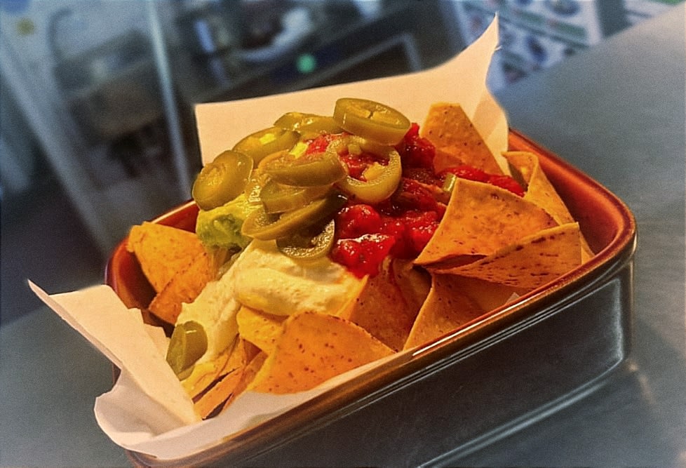 Good nachos are like friends... You can never have too many!

Pop on in today to grab yours. We have two sizes available small or large - perfect to snack on alone or great to share with friends.

Who's hungry? 🤤

#FalconSW11#FalconNicholsons #NicholsonsPubs #Nachos