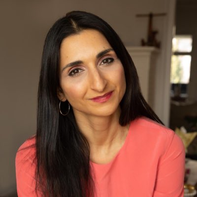 AuthorFarah's tweet photo. #NewProfilePic https://t.co/vWyyJ1NaWa