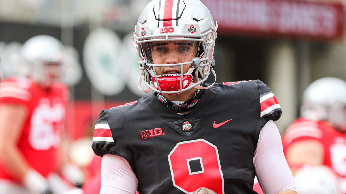 BarstoolOSU's tweet photo. Ohio State’s quarterback room is LOADED 😳

‘20 5⭐️ C.J. Stroud
‘20 4⭐️ Jack Miller
‘21 5⭐️ Kyle McCord
‘22 5⭐️ Quinn Ewers https://t.co/OUzAVZQXGG