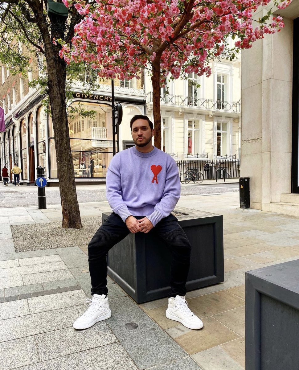 Infinitefuture's tweet image. Happy Birthday to our very own @JonasBlue ❤️‍🔥🎉