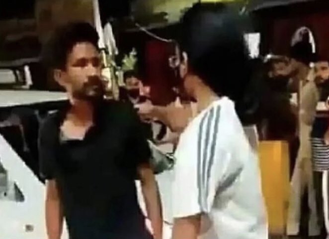 tejagaaaduu tweet media