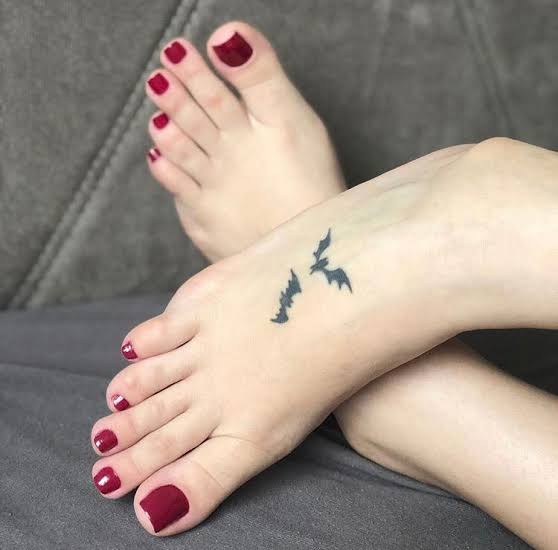 лунаком feet. Luna feet. Mistress luna ноги. Luna vera feet. луна скай feet.