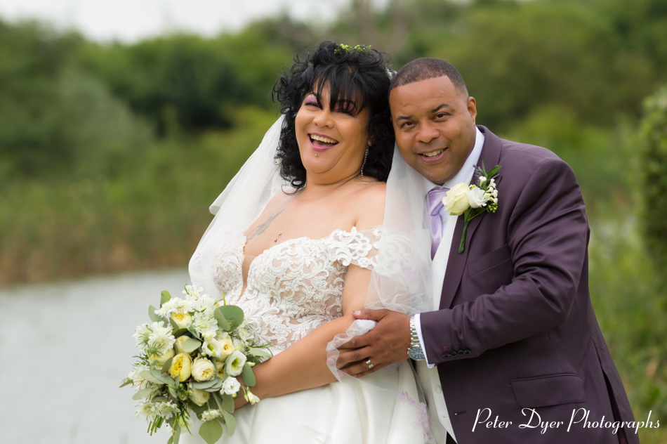 Joel's non-stop #weddingseason continued with Sharon &amp; Brian's big day at #GolfWorld Stansted 😉
"A wonderful day was had by all. The fun and laughter was a privilege to #capture and kept shining through from this lovely couple" 💕
.
#enfieldweddingphotographer #realwedding