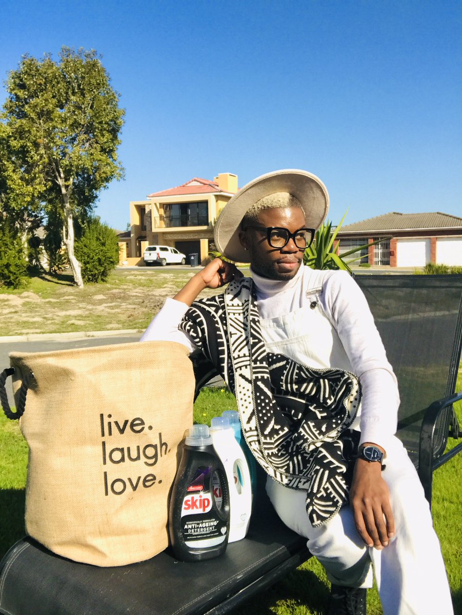 Thanks to <a href="/SkipSouthAfrica/">Skip South Africa</a> for the special care package. Now I can give my wardrobe a fabric face lift &amp; keep my clothes looking new for longer.  🧶🧵🧥🩳🥼👘👠

#newforlonger #powerofcare #skipstylecouncil ♥️
