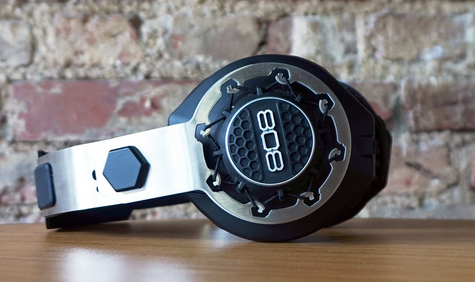 Why Your Brain Craves Music - Our highest and lowest processing regions explain the irresistible appeal of a song. bit.ly/2Vo327B #808Audio #music