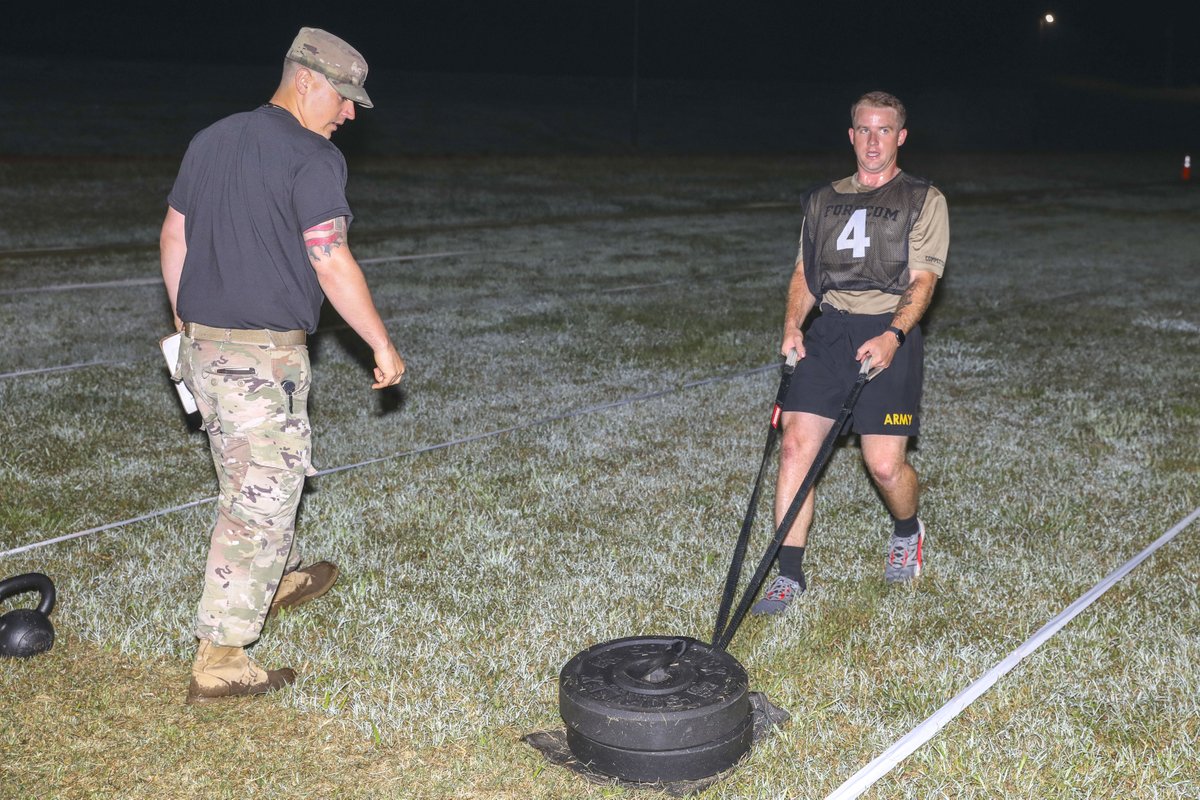 USArmyWHC's tweet image. The 2021 U.S. Army Forces Command Best Warrior Competition is underway! The 25 competitors started their day dark and early with a fitness assessment. By the end of the day, these #Soldiers will have rucked over 10-miles and competed in five other events. #BestWarrior21 @USArmy