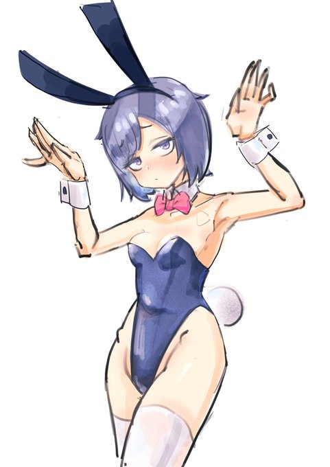 #バニーの日 

「…これで満足かね…」

ジト目三白眼華奢貧血先輩に罰ゲームでバニーガールになって貰って呆れられたいだけの人生 