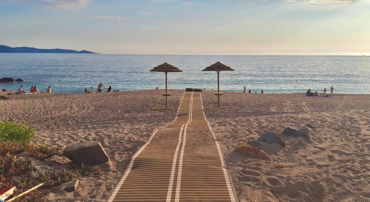 ComCom Sartenais Valinco Taravo (@comcomsvt) on Twitter photo ♿️💛 Pour faciliter l’accès au littoral des personnes à mobilité réduite, l’Office de Tourisme Intercommunal <a href="/SarteneValinco/">Lacorsedesorigines</a> et l’association Corse Handicap ont équipé les plages du Lido à Propriano, de Campitello à Olmeto, de Tizzano à Sartène et de Campomoro 👌👍⤵️ ♿️💛 Pour faciliter l’accès au littoral des personnes à mobilité réduite, l’Office de Tourisme Intercommunal <a href="/SarteneValinco/">Lacorsedesorigines</a> et l’association Corse Handicap ont équipé les plages du Lido à Propriano, de Campitello à Olmeto, de Tizzano à Sartène et de Campomoro 👌👍⤵️