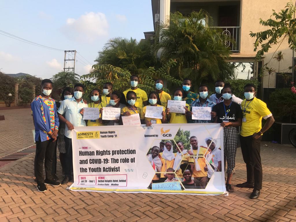 BerthaOppon's tweet photo. Stigma, harassment and violence have no place in the battle against #COVID19. #EssentialWorkers &amp; #HealthWorkers are risking their lives to protect ours. If they are not protected, neither are we. #InternationalWorkersDay https://t.co/AN5HRDNiha