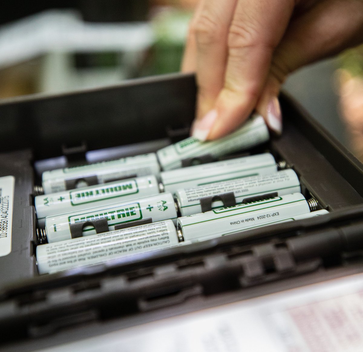 Maximizing your #MoultrieMobile Cell Cam's battery life is crucial to make sure you are getting the most out of your #MoultrieCam. Check out our blog here:moultriemobile.com/blog/maximize-… for tips on how to maximize battery life in your cell cameras.

📷 : @russelladdisonphoto
#Moultrie