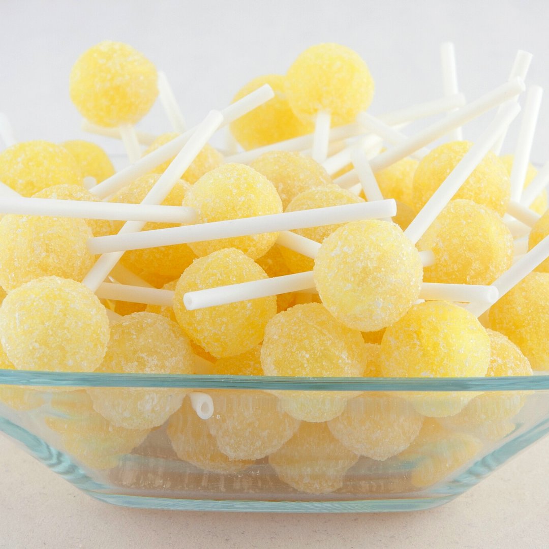 ¡Hoy te presentamos los Ramzy F.Gum Mojito! Unos chupa de mojito que guardan un gran secreto en su interior 🤫 ⁣
⁣
¿Qué crees que puede ser? ¡Te leemos en comentarios! 👀 ⁣