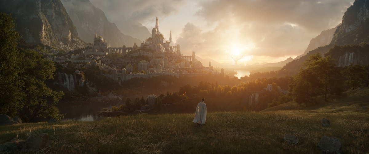 IGN's tweet image. BREAKING: Amazon’s Lord of the Rings series will premiere on September 2, 2022. bit.ly/3jcnlxb