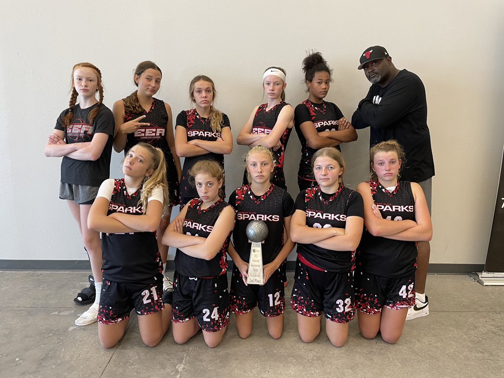 Congrats to the 7th grade girls for bringing home with silver at the @MAYBbasketball national championships in Omaha! @