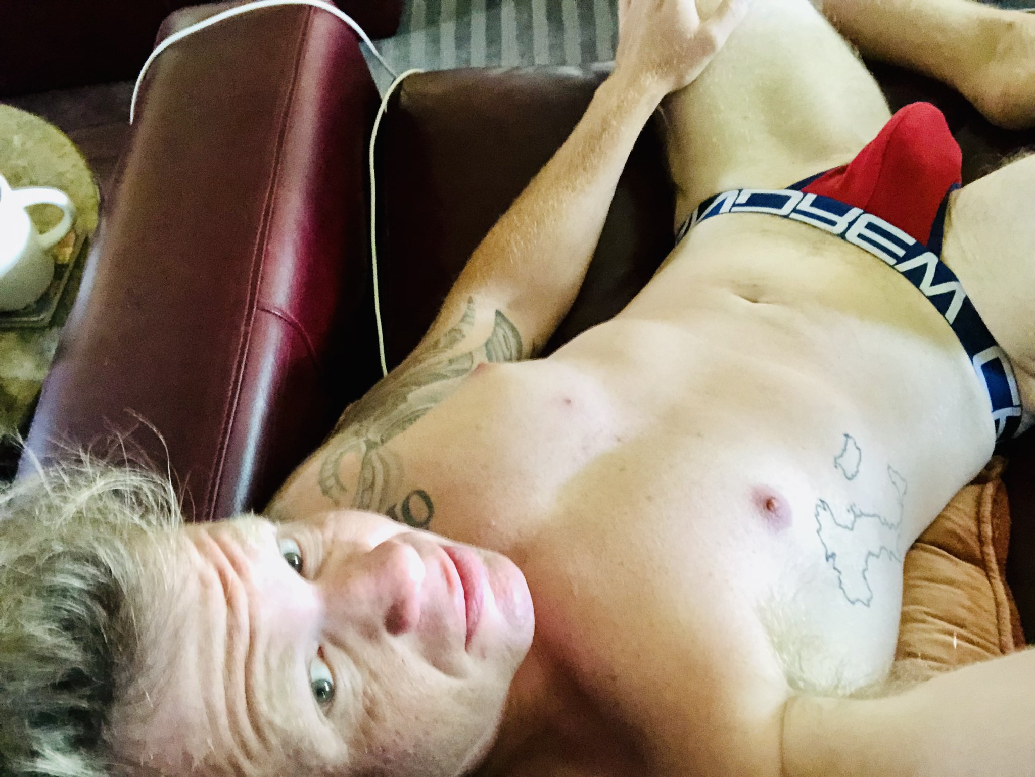 Happy Monday! ?

#gay #gayboy #pride #gayman #gaypride #loveislove  #gayguy #gaylife #gayhot #boy #gayfollow