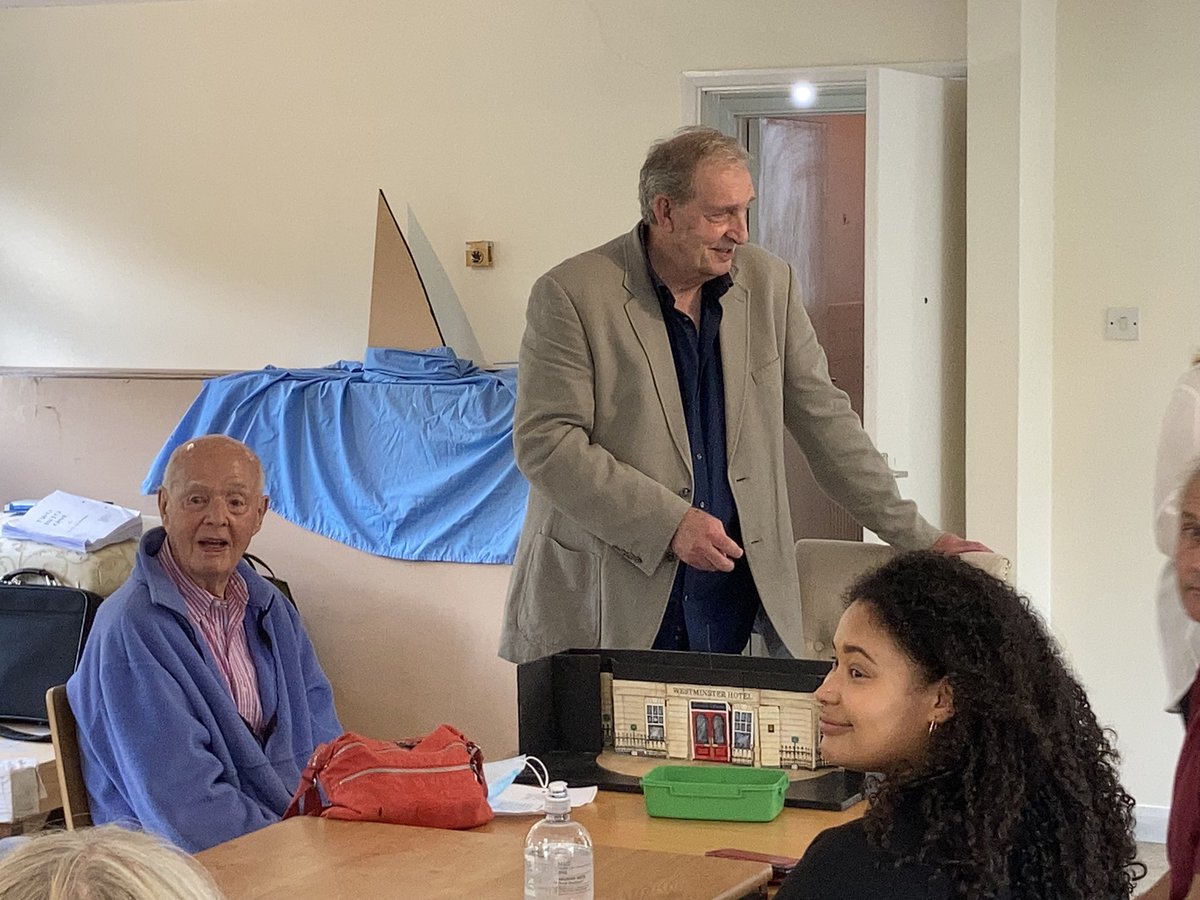 TheRayCooney's tweet image. Rehearsals almost done! A look back to day one! Time flies when you’re having fun! Two Into One opens @MillAtSonning on 5th August. #TwoIntoOne