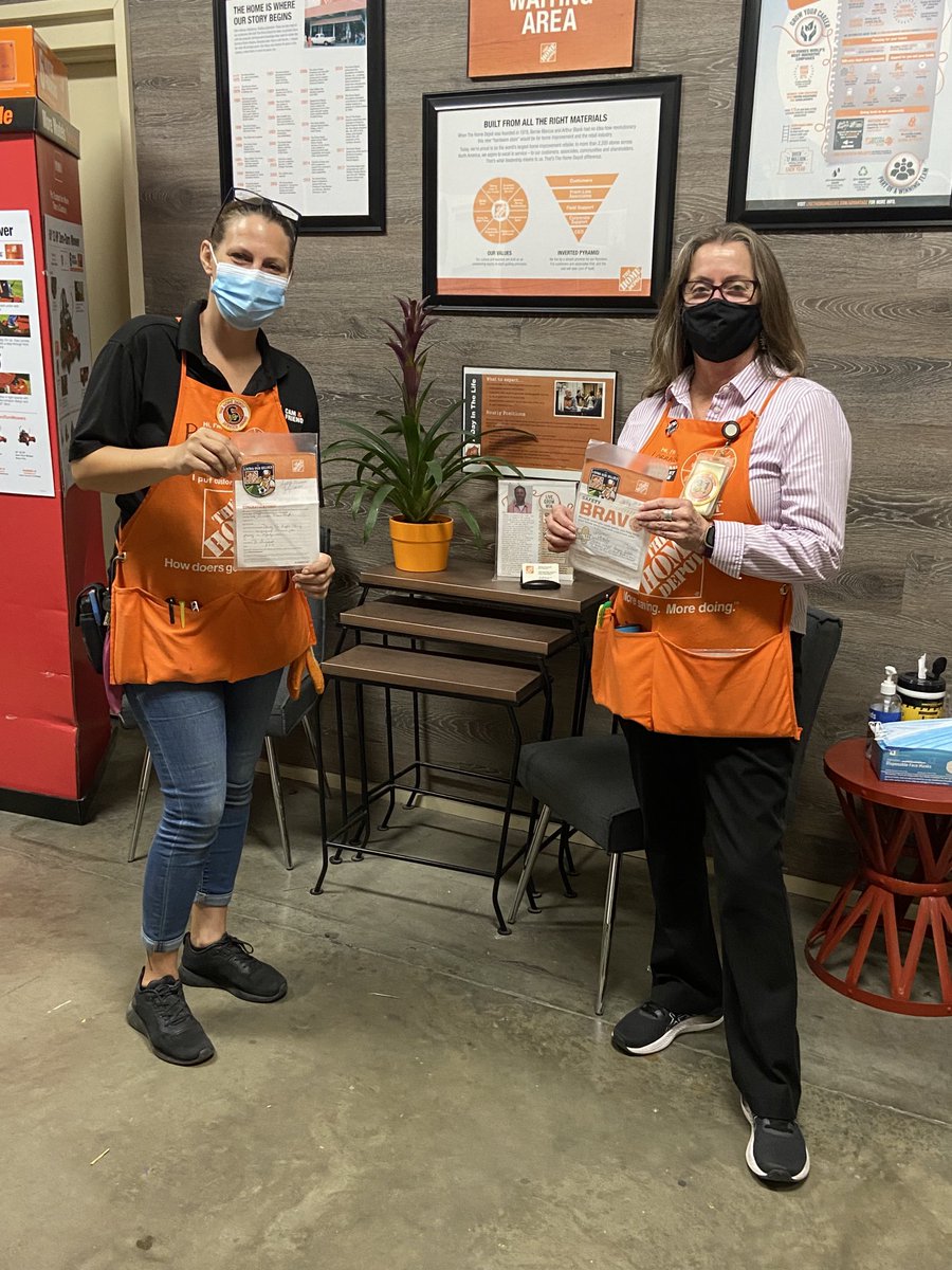 July Safety Bravo time! Pamela recognized Carmen ( not pictured) and OPSASM Lorraine accepting for her. Carmen was quick to fix a issue PDQ. THANKS Ladies ⁦<a href="/BrianGuerard/">Brian G</a>⁩ ⁦<a href="/679_0041/">ltaylor</a>⁩⁦<a href="/BrettTHD/">Brett Stephens</a>⁩