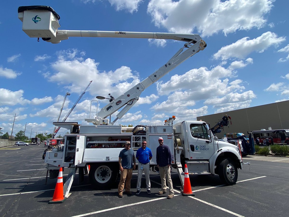 Props for our <a href="/DukeEnergy/">Duke Energy</a> Colerain Operations Center linemen Dustin Harrison and Dan Sterwerf flanking <a href="/MWA_MWArnold/">Marc Arnold</a> this morning @SharonvilleOH Touch a Truck event <a href="/CincySCC/">Sharonville Convention Center</a>  great job guys and good seeing you in the community giving back. #WeAreDE