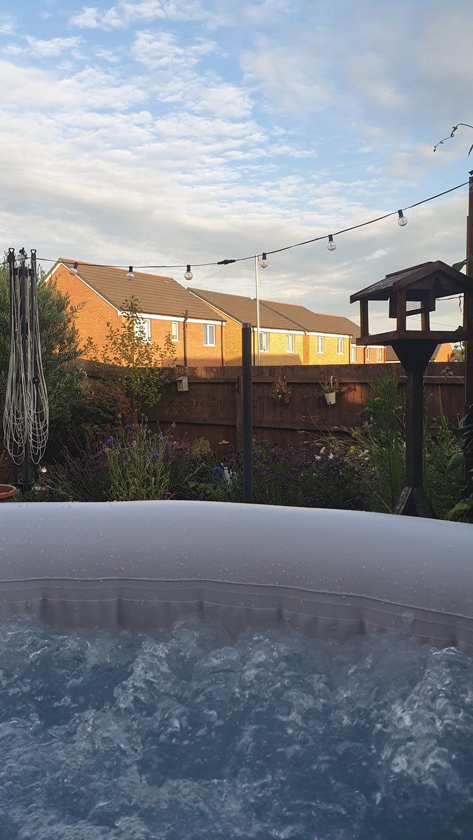 simonjcole78's tweet photo. Celebrating end of 2nd day shift with a dip in the new toy!
#stressrelief #hottub #layzspa #wellbeing #MeTime https://t.co/ec7HFWCv9V