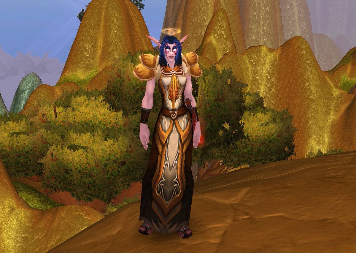 jez_craft's tweet photo. hot new fire festival transmog🔥🔥

good thing i held on to my pre-bis shoulders from classic, they really complete the look 😍 https://t.co/nnR8itO3Ni